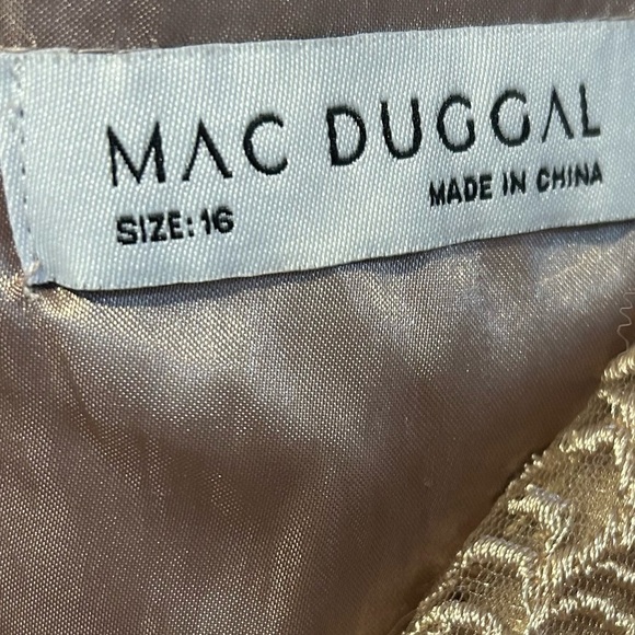 Mac Duggal 112181 NWOT Long Sleeve Tea Length Dress - Picture 6 of 6